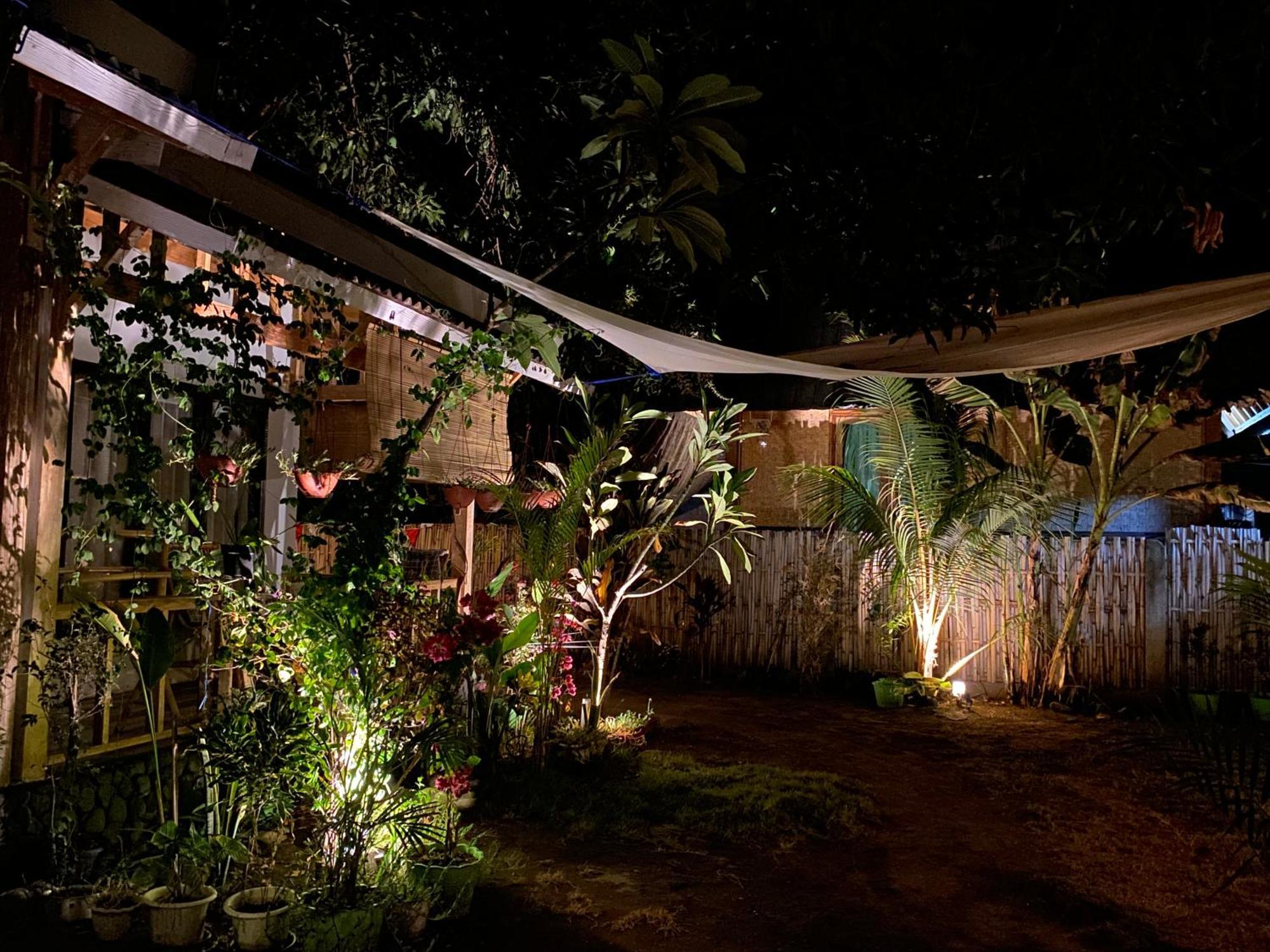 Marta House Gili Air Hotel Exterior photo