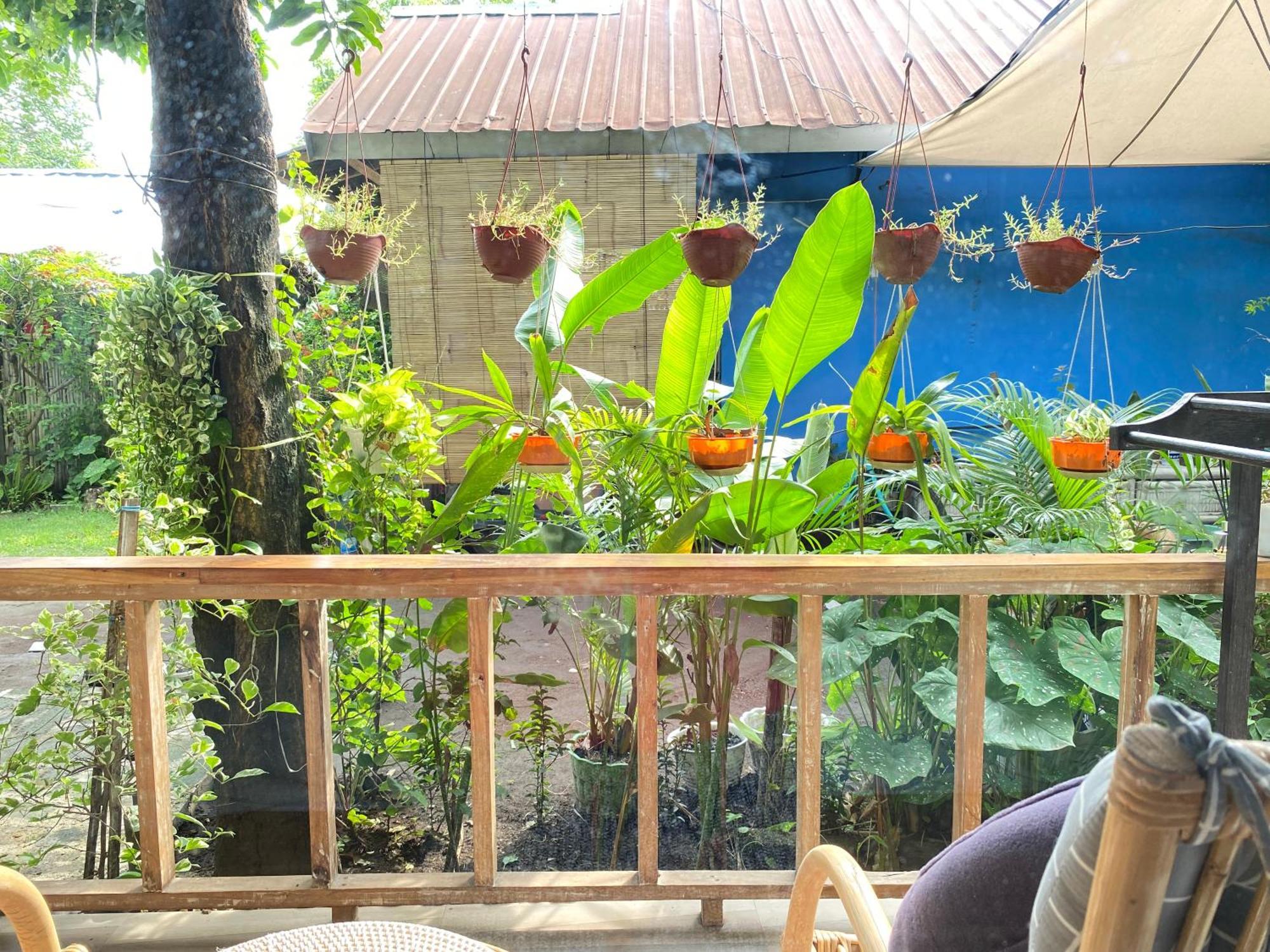 Marta House Gili Air Hotel Exterior photo